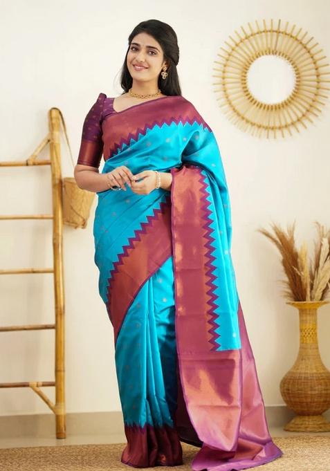 Firozi Jacquard Silk Blend Saree Set