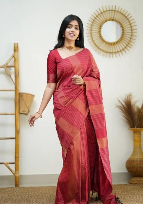 Red Jacquard Silk Blend Saree Set