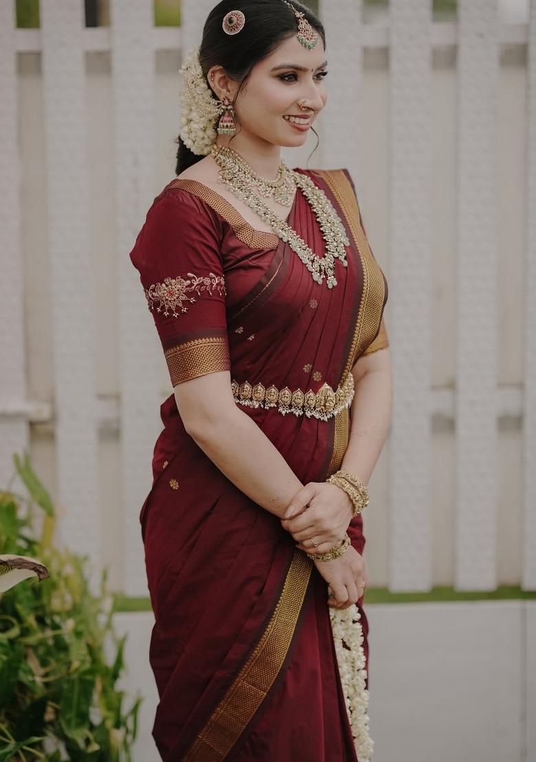 Maroon Jacquard Silk Blend Saree Set - Indya