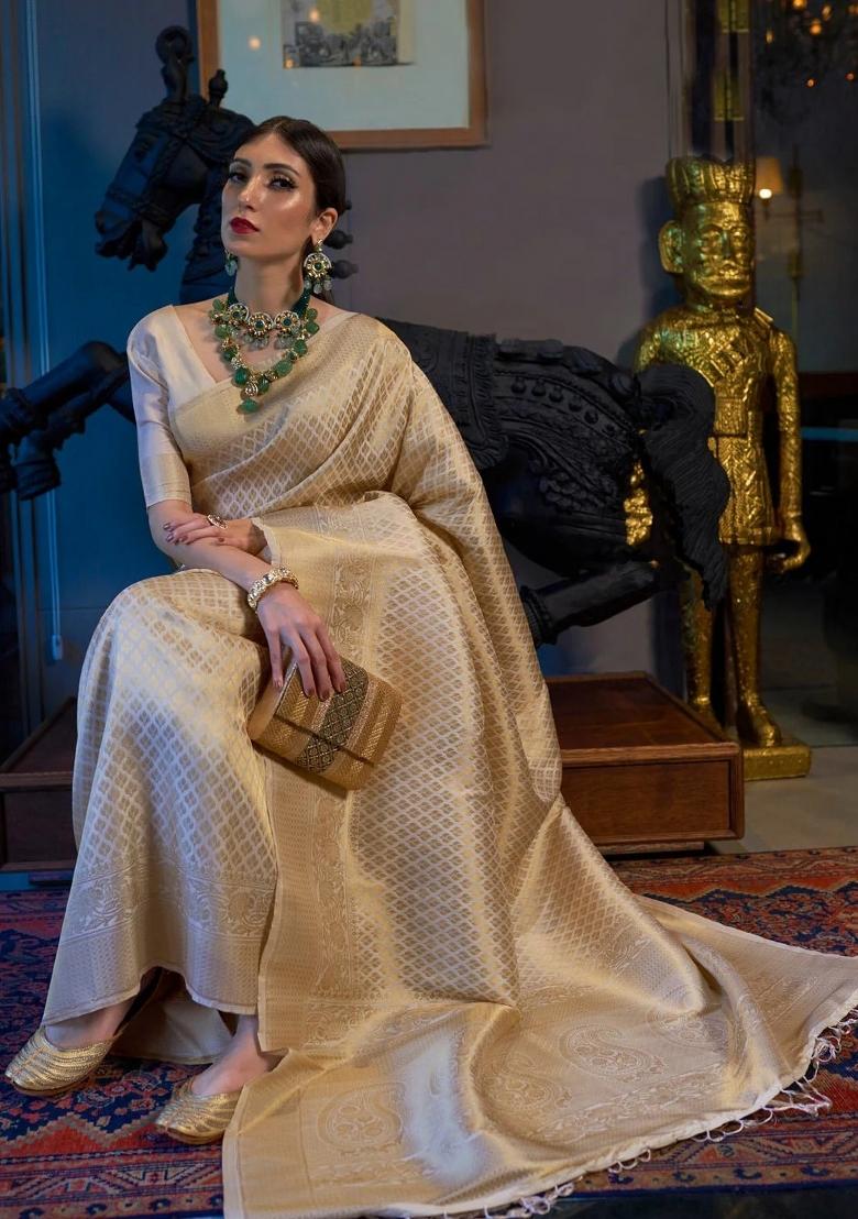 Off White Jacquard Silk Blend Saree Set - Indya