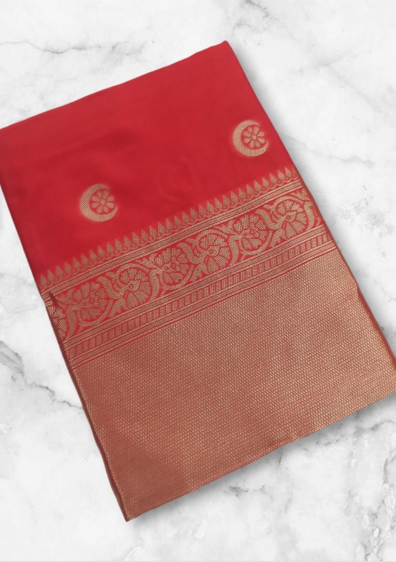 Red Jacquard Silk Blend Saree Set - Indya