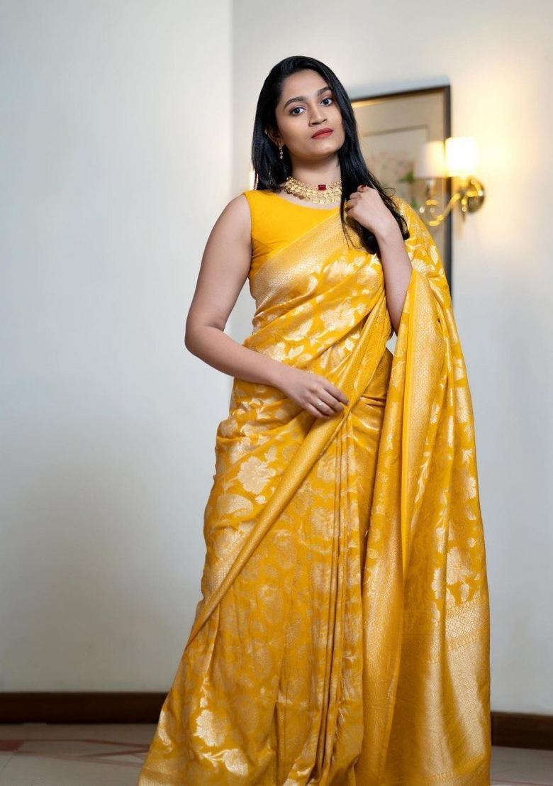Yellow Jacquard Silk Blend Saree Set - Indya