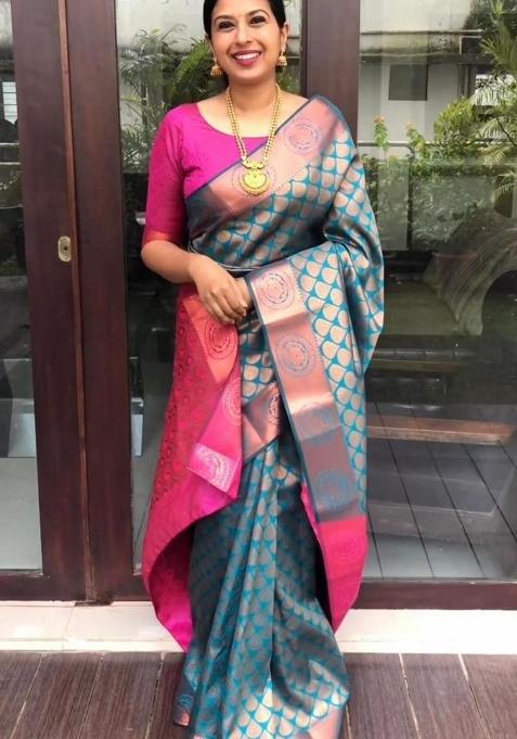 Rama Jacquard Silk Blend Saree Set
