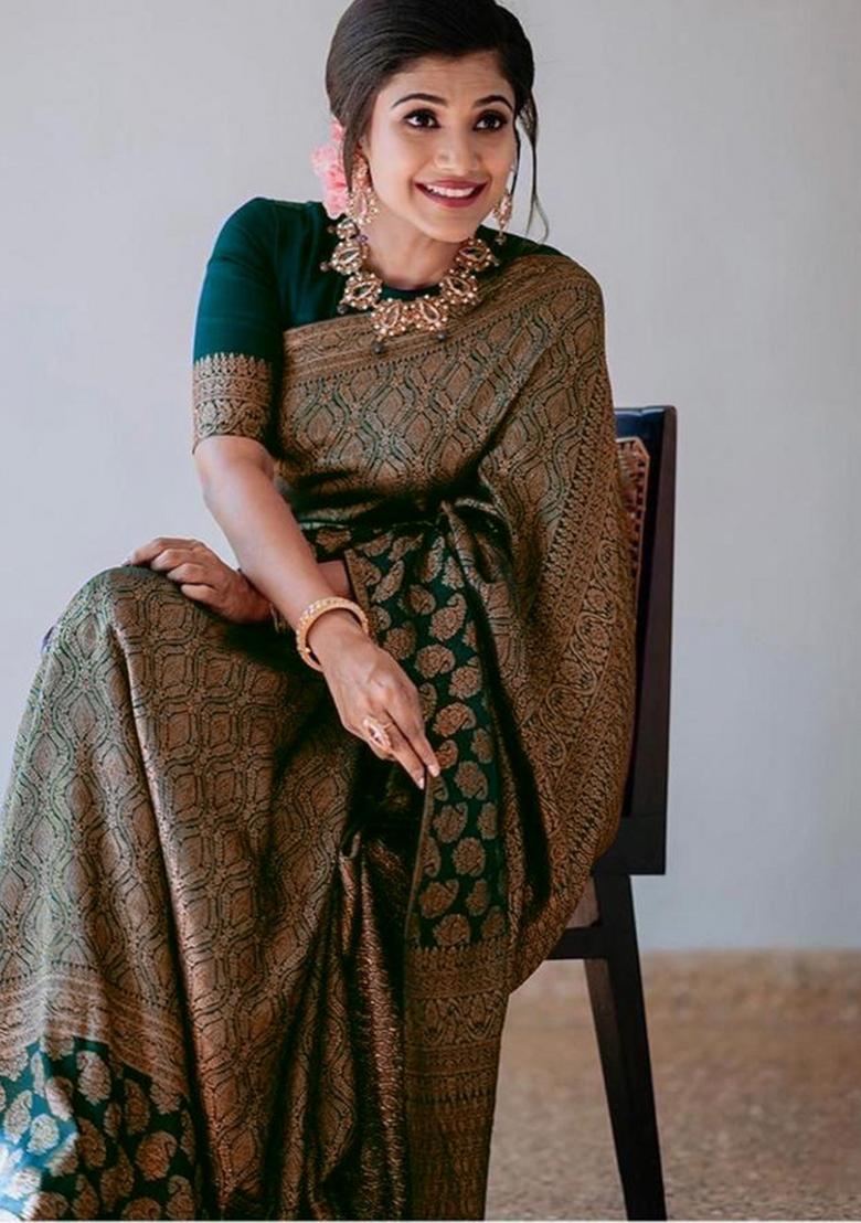 Dark Green Jacquard Silk Blend Saree Set - Indya