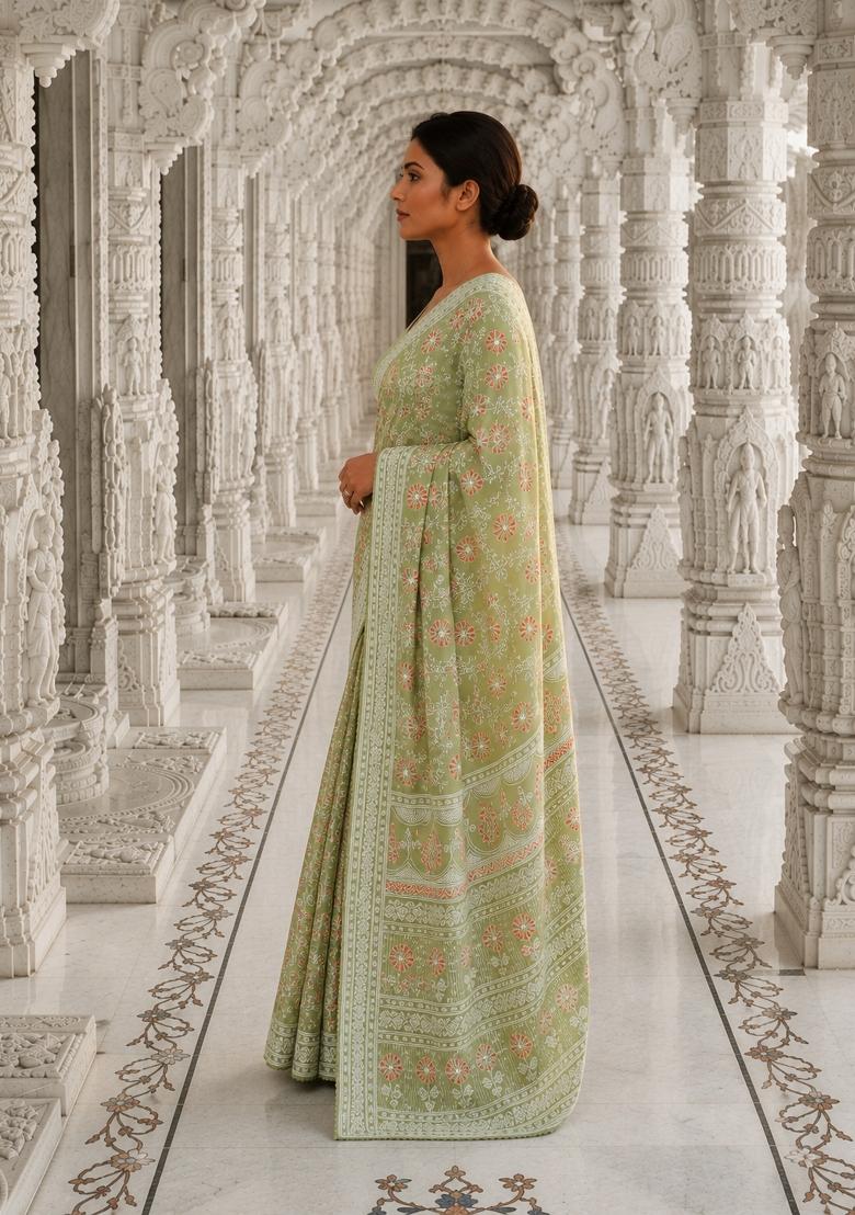 Pista Solid Georgette Saree Set - Indya