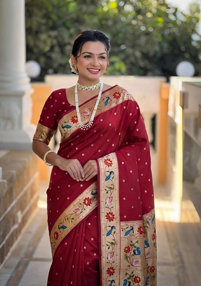 Red Banarasi Saree Set with Zari Work for Diwali | Wedding & Festive Wear - Indya