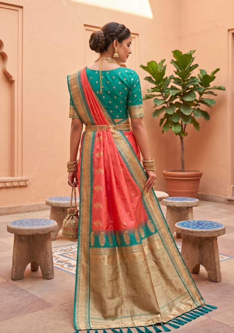Peach Banarasi Saree Set with Zari Work for Diwali | Wedding & Festive Wear - Indya