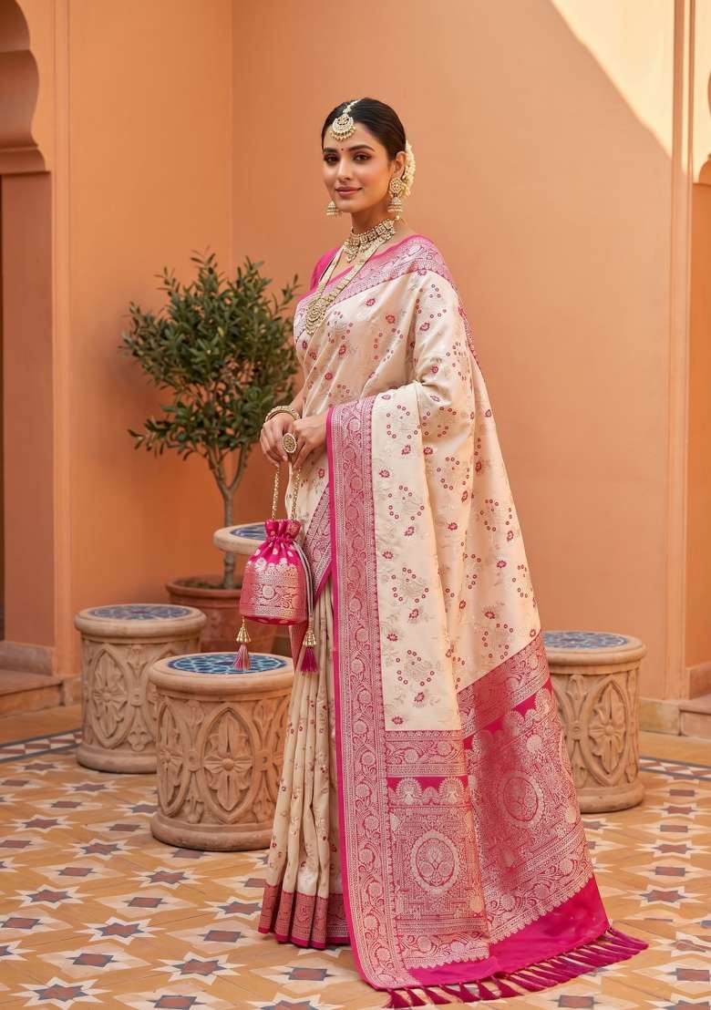 White Banarasi Saree Set with Zari Work for Diwali | Wedding & Festive Wear - Indya
