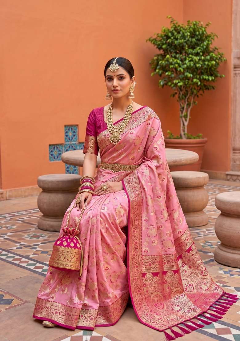 Peach Banarasi Saree Set with Zari Work for Diwali | Wedding & Festive Wear - Indya