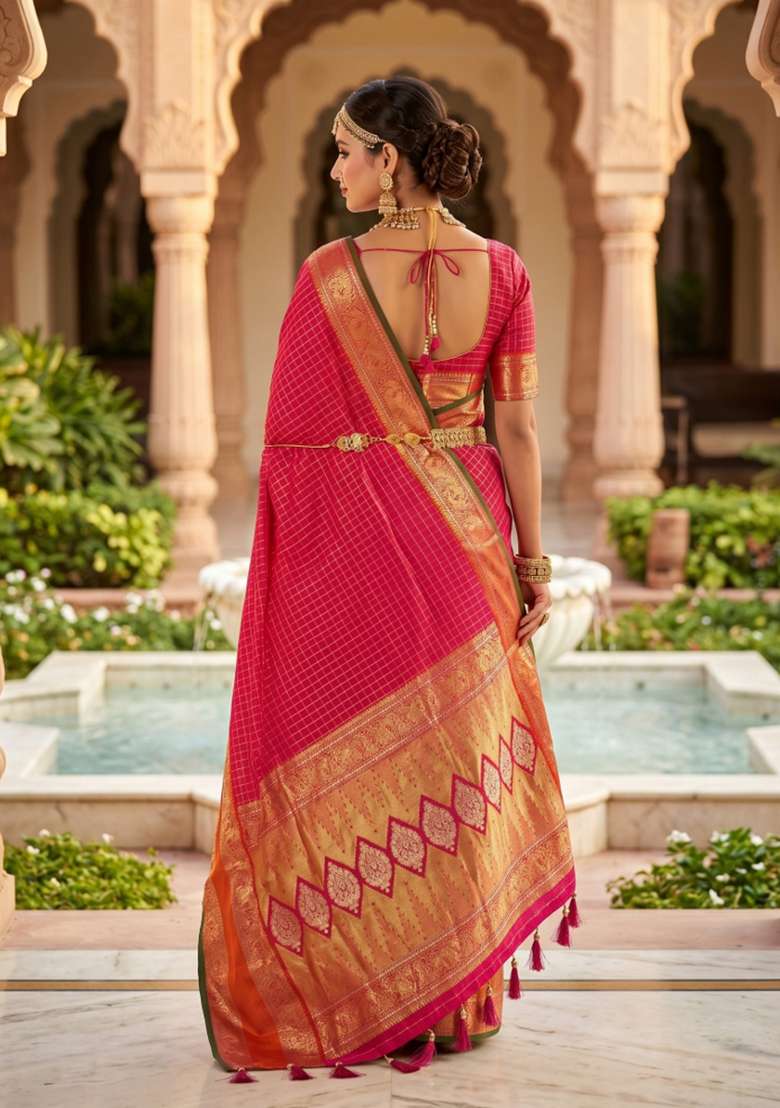 Rani Pink Banarasi Saree Set with Zari Work for Diwali | Wedding & Festive Wear - Indya