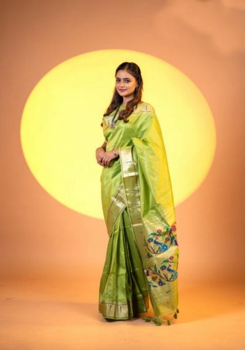 Mehendi Handloom Silk Saree Set