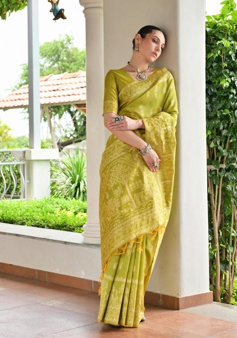 Light Green Handloom Silk Saree Set