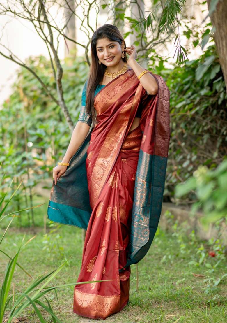 Maroon Handloom Silk Saree Set for Diwali and Festive Wear - Indya