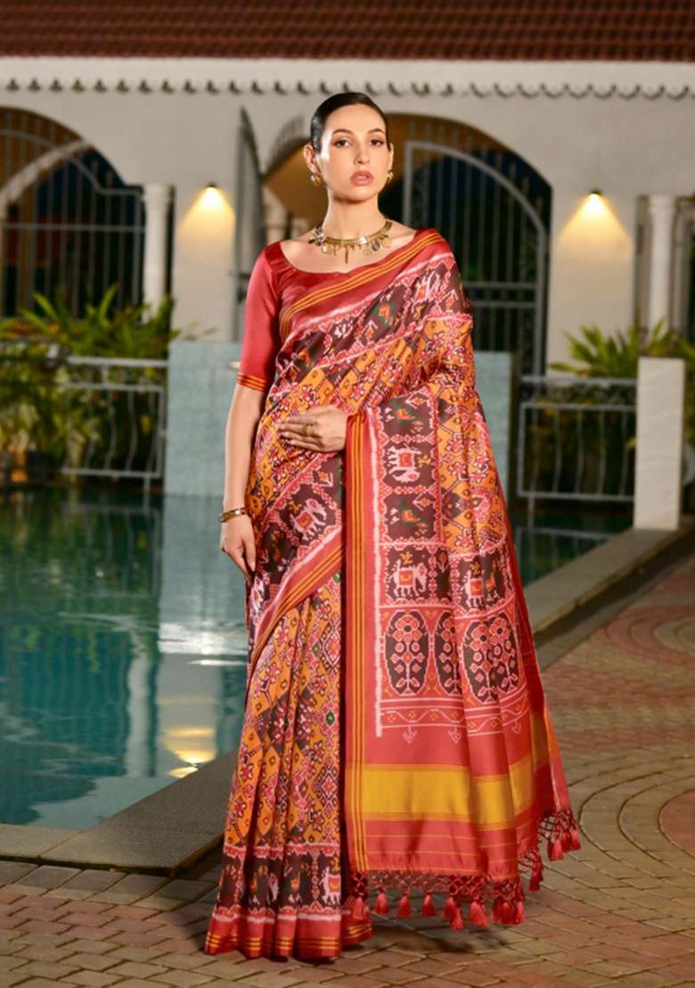 Multicolor Handloom Silk Saree Set for Diwali and Festive Wear - Indya