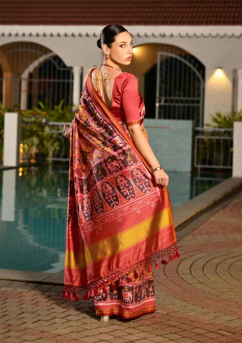 Multicolor Handloom Silk Saree Set for Diwali and Festive Wear - Indya