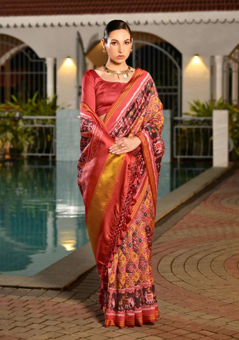 Multicolor Handloom Silk Saree Set for Diwali and Festive Wear - Indya