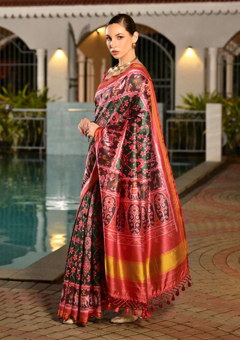 Multicolor Handloom Silk Saree Set for Diwali and Festive Wear - Indya