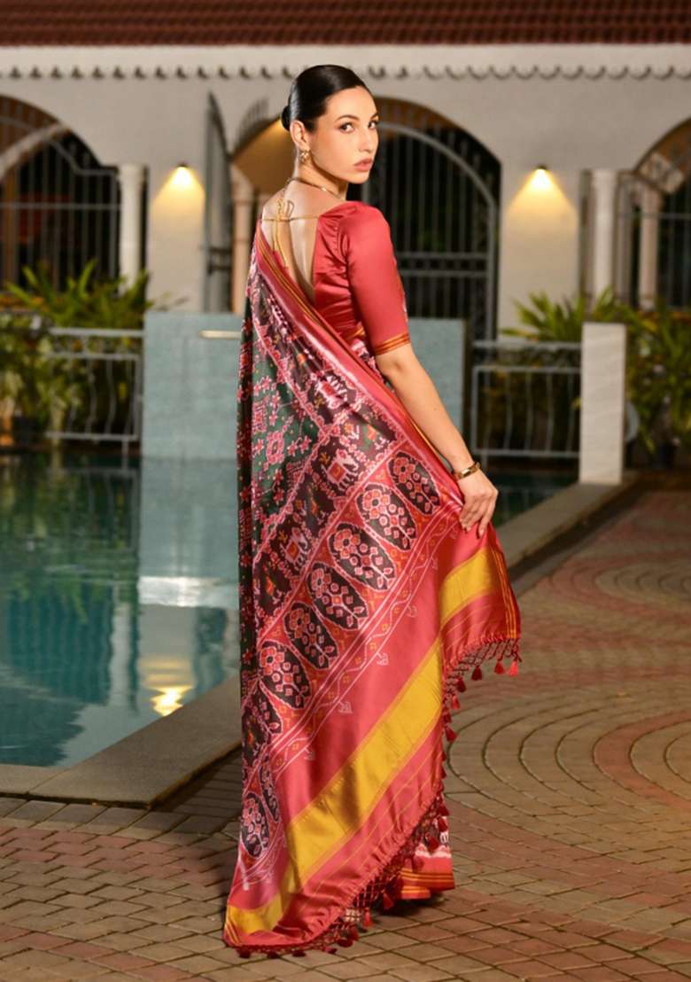 Multicolor Handloom Silk Saree Set for Diwali and Festive Wear - Indya
