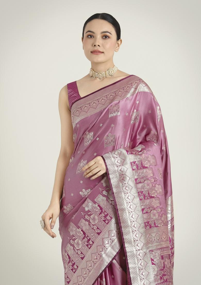 Onion Pink Woven Silk Saree Set - Indya