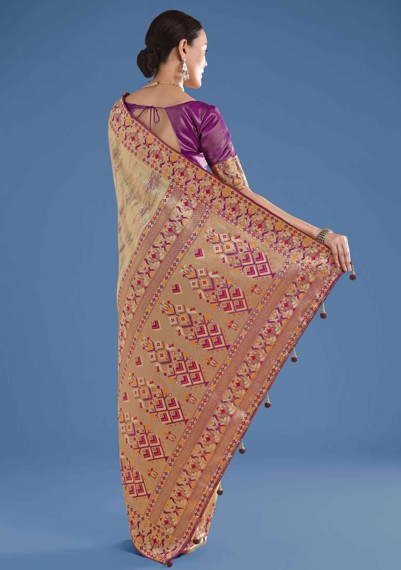 Cream Woven Silk Saree Set for Diwali | Wedding & Festive Wear - Indya