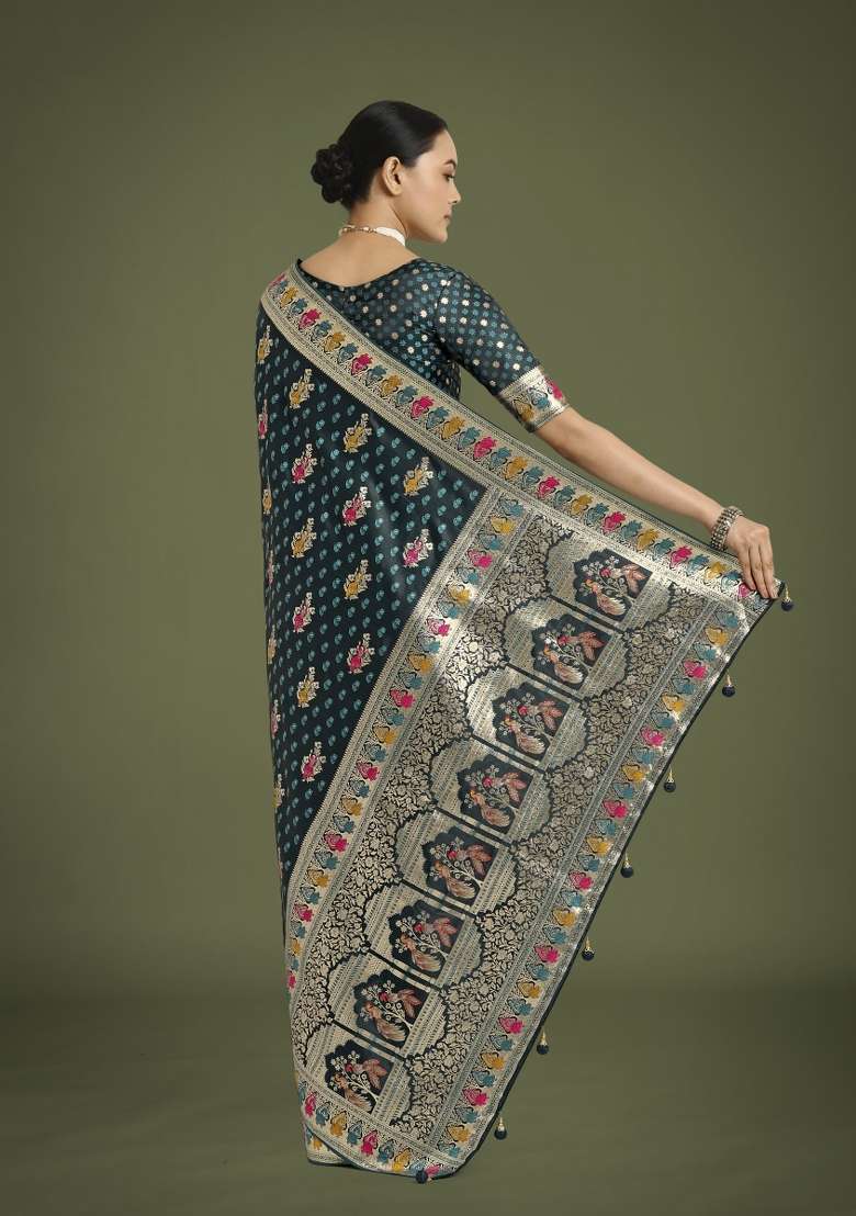 Turquoise Woven Silk Saree Set for Diwali | Wedding & Festive Wear - Indya