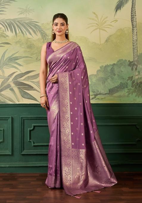 Peach Jacquard Banarasi Saree Set