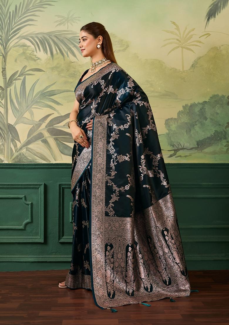Green Jacquard Satin Saree Set - Indya