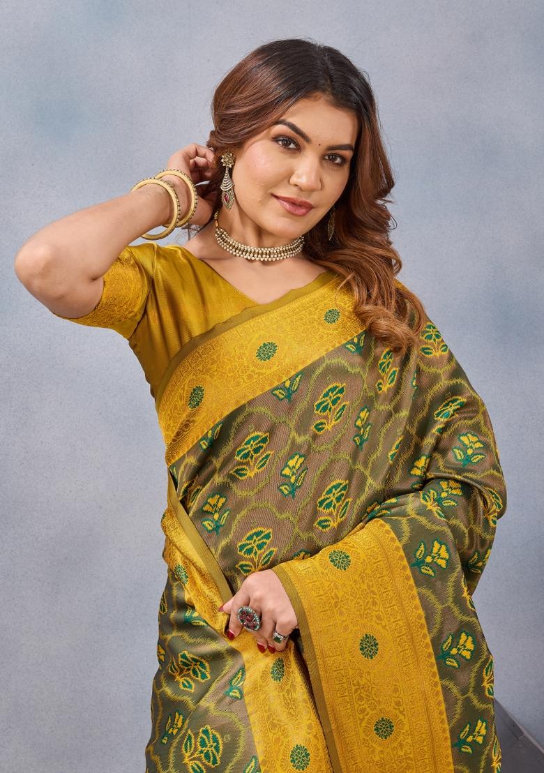 Green And Mustard Printed Pashmina Saree Set - Indya