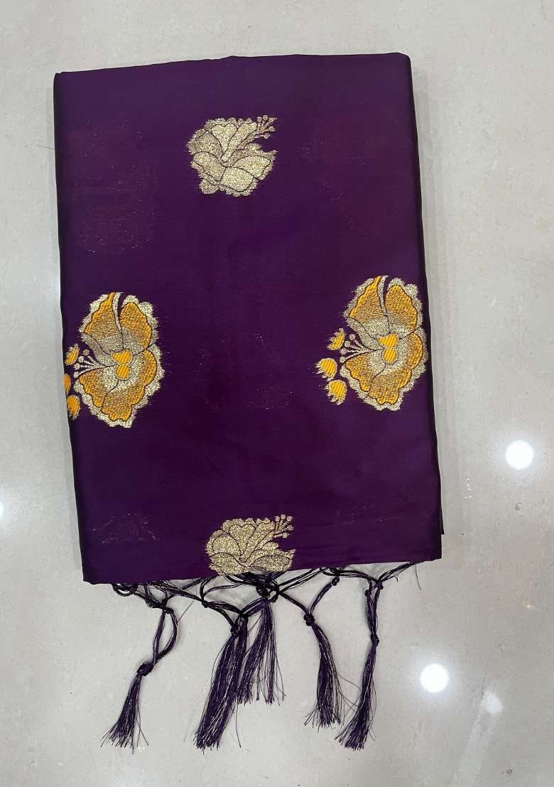 Purple Zari Weaving Banarasi Saree Set for Diwali | Wedding & Festive Wear - Indya