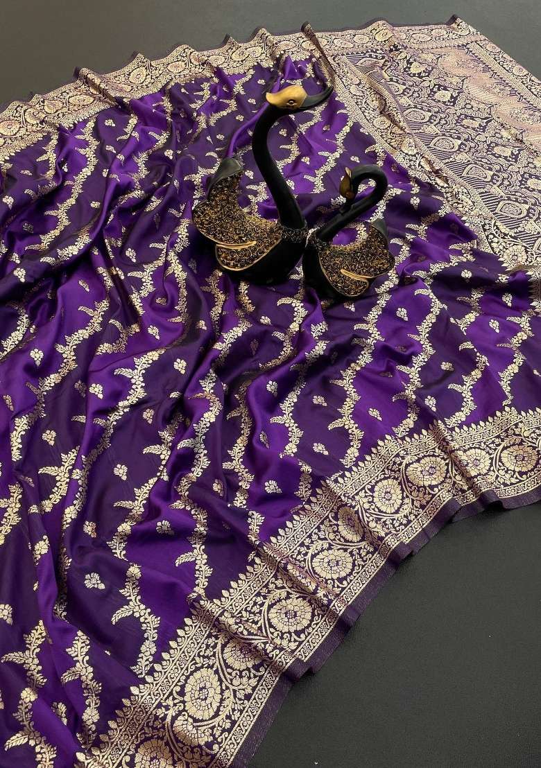 Purple Zari Weaving Banarasi Saree Set for Diwali | Wedding & Festive Wear - Indya