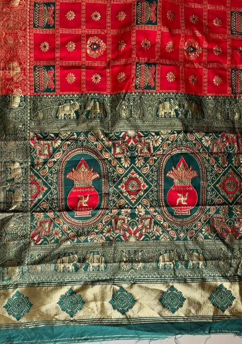 Red Zari Work Banarasi Saree Set - Indya