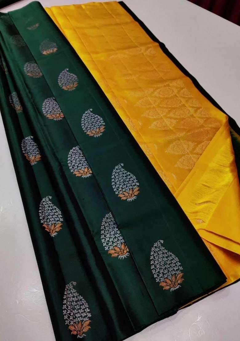 Green Zari Weaving Silk Saree Set for Diwali | Wedding & Festive Wear - Indya