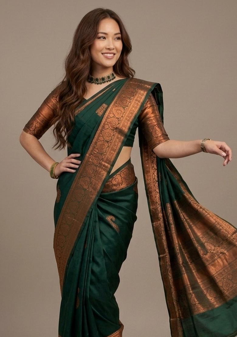 Green Zari Weaving Silk Saree Set - Indya