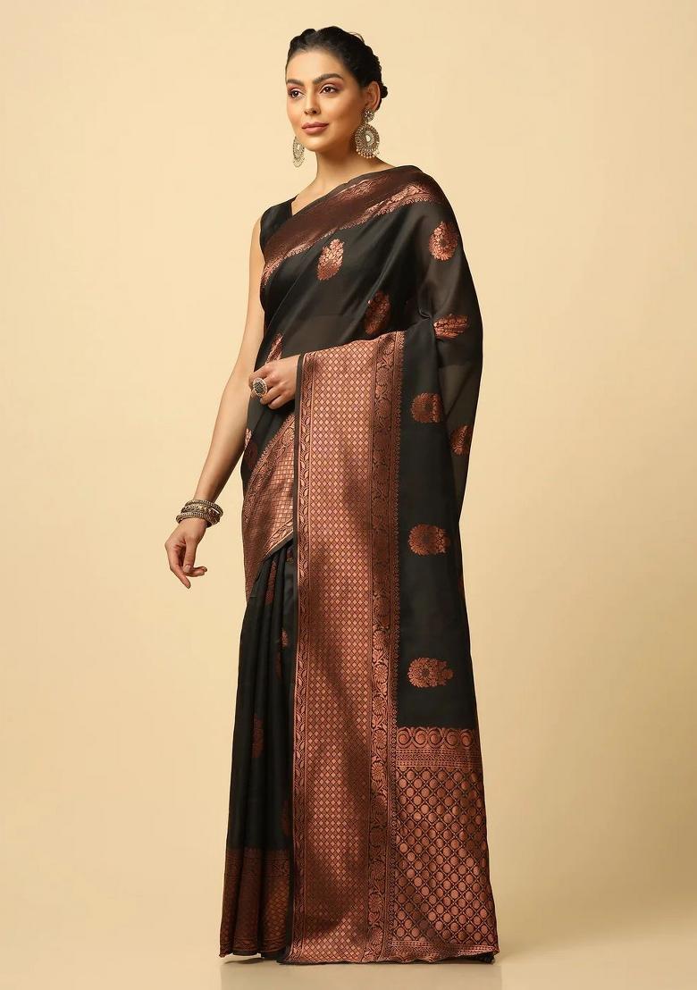 Black Zari Weaving Silk Saree Set - Indya