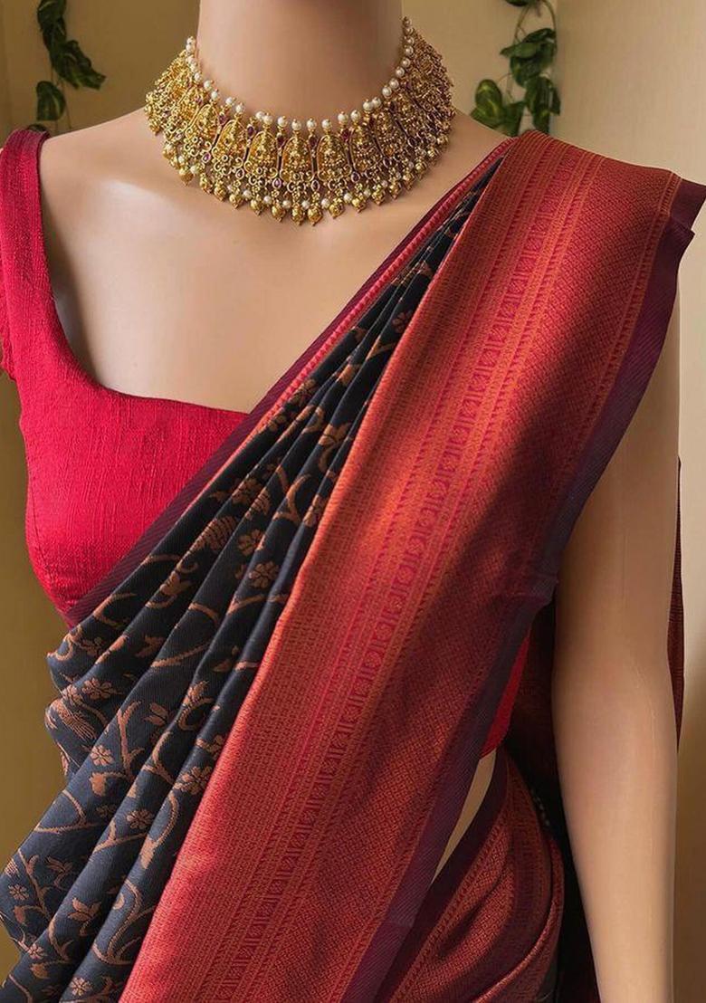 Black Zari Weaving Silk Saree Set - Indya