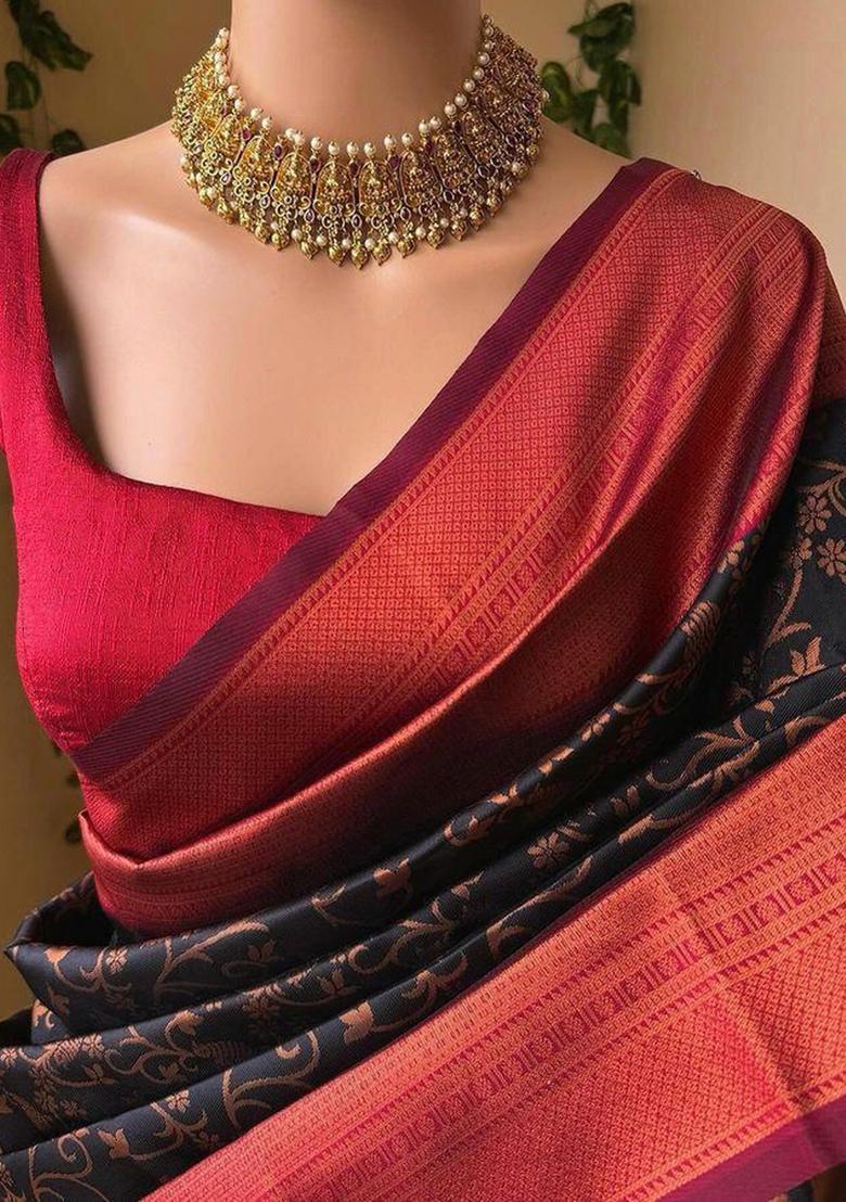 Black Zari Weaving Silk Saree Set - Indya