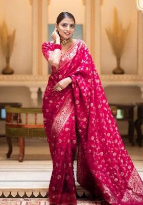 Pink Zari Weaving Silk Saree Set