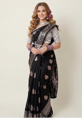 Black Zari Weaving Silk Saree Set