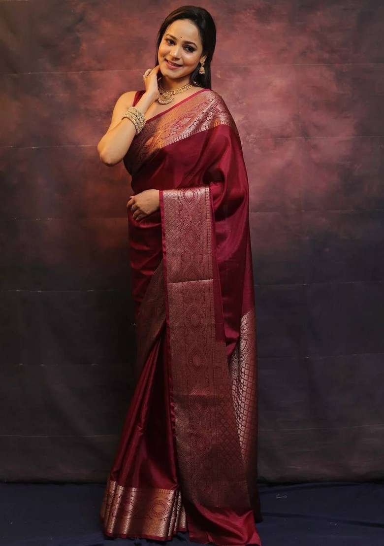Maroon Zari Weaving Silk Saree Set for Diwali and Festive Wear - Indya