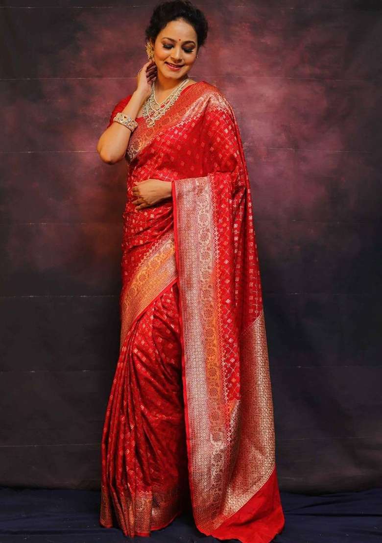 Red Zari Weaving Silk Saree Set for Diwali and Festive Wear - Indya