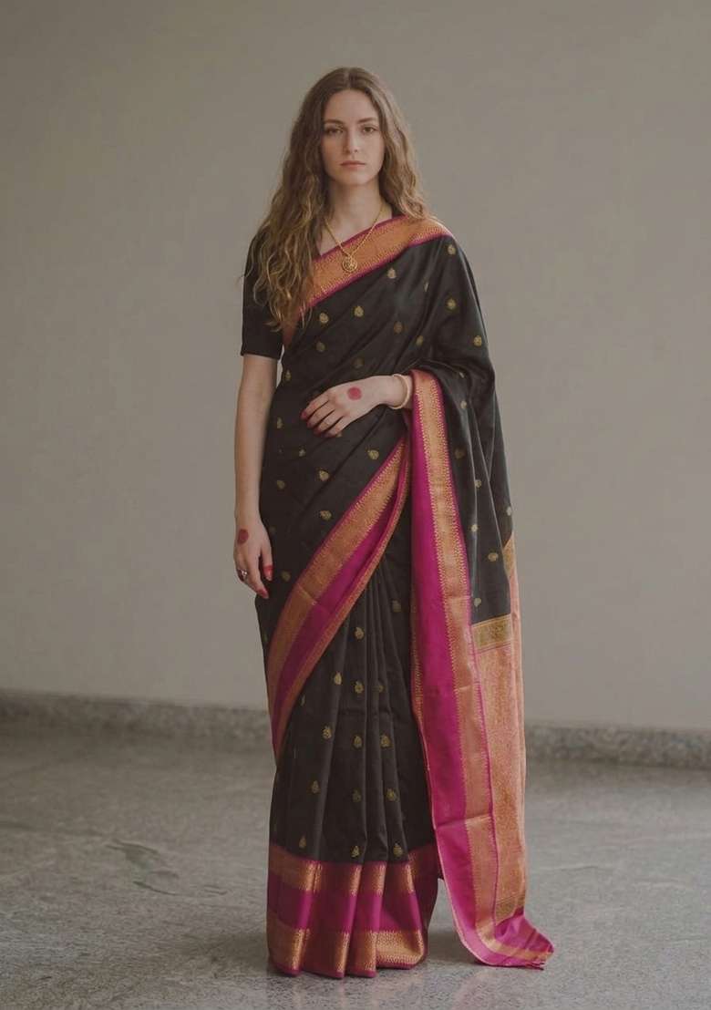 Black Zari Weaving Silk Saree Set for Diwali | Wedding & Festive Wear - Indya