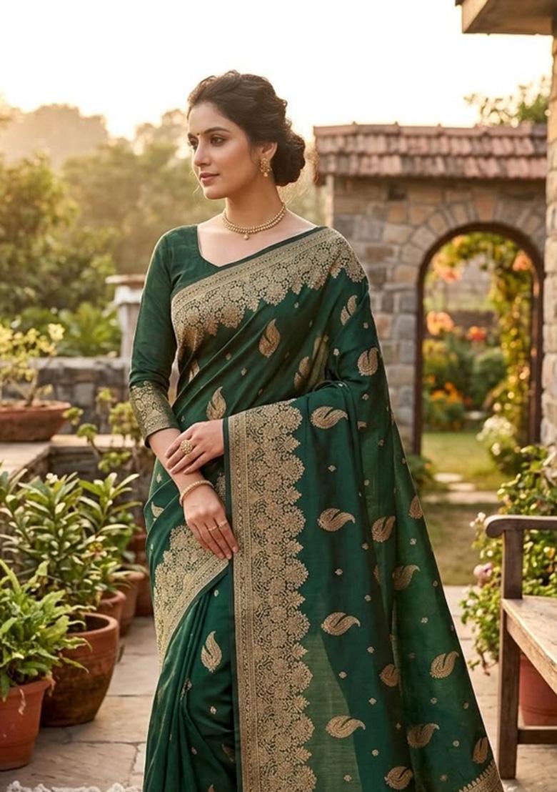 Green Zari Weaving Banarasi Saree Set - Indya