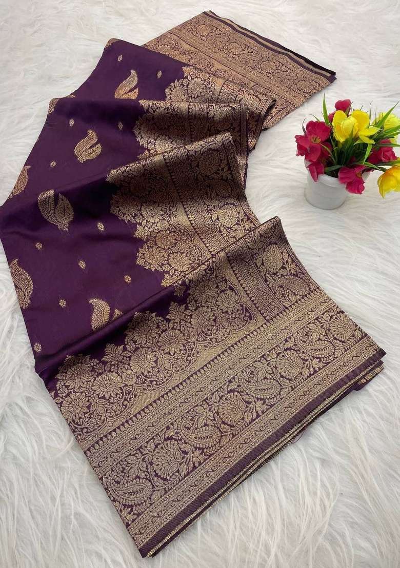 Purple Zari Weaving Banarasi Saree Set for Diwali and Festive Wear - Indya