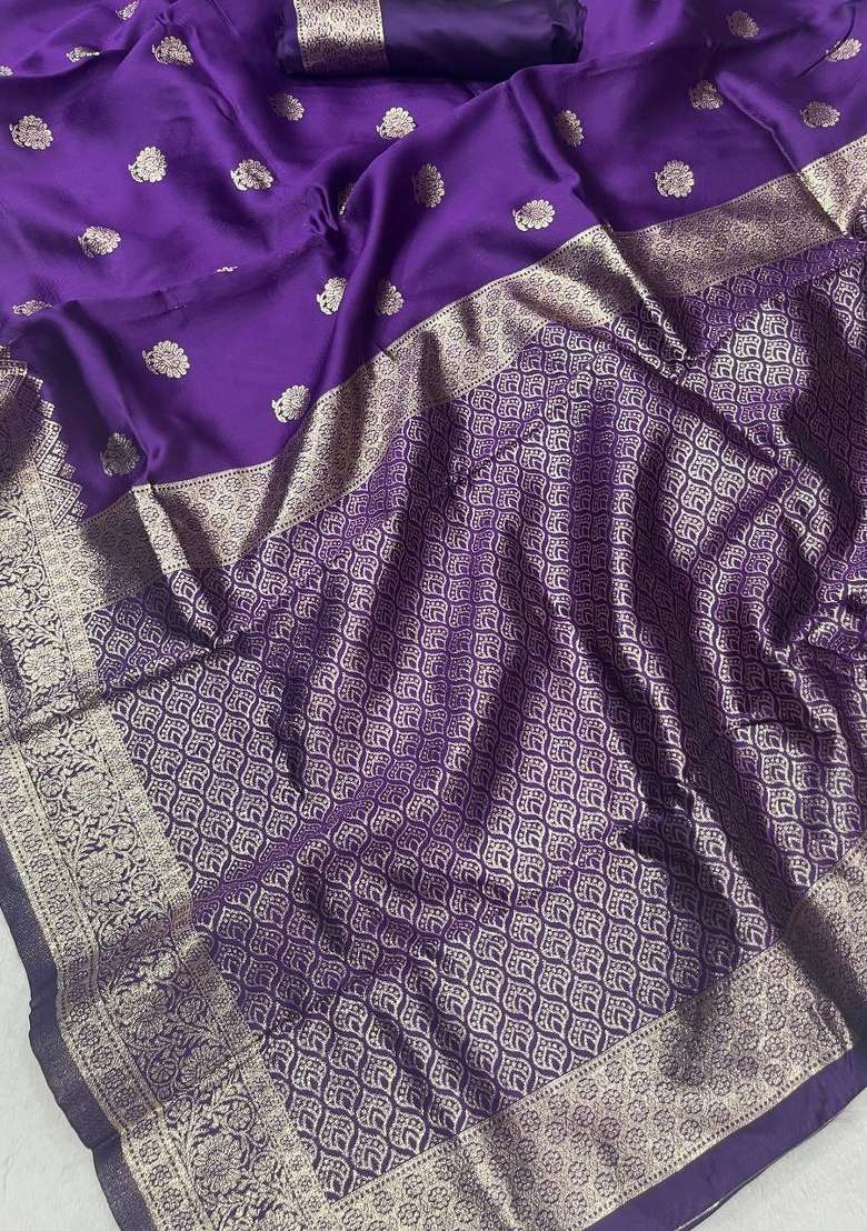 Purple Zari Weaving Banarasi Saree Set for Diwali and Festive Wear - Indya
