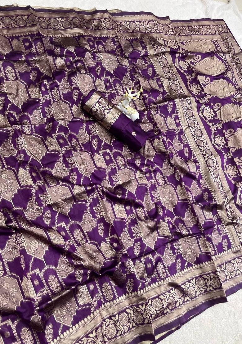 Purple Zari Weaving Silk Saree Set - Indya