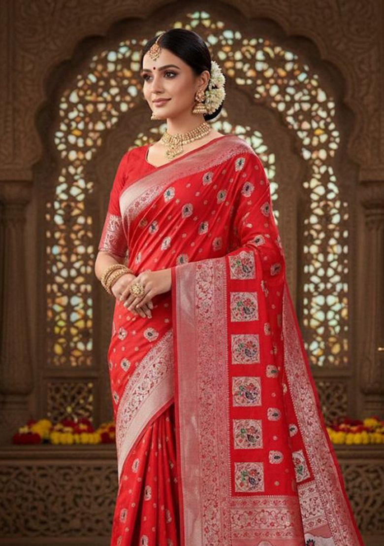 Red Zari Weaving Silk Saree Set - Indya
