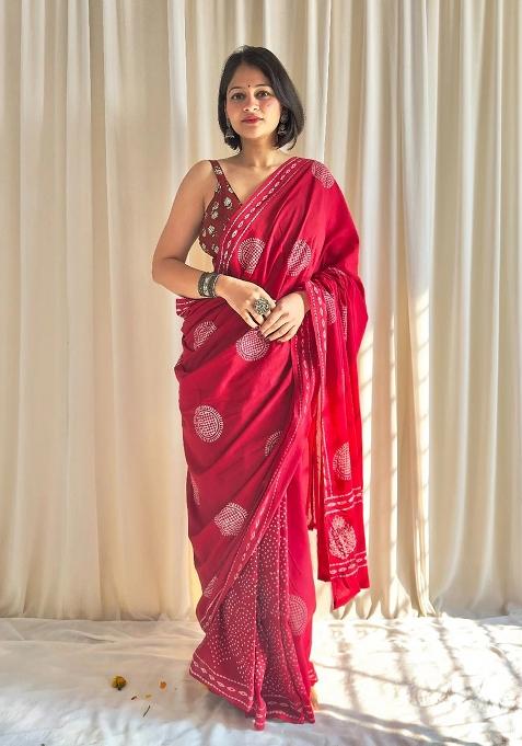 Red Printed Linen Saree Set