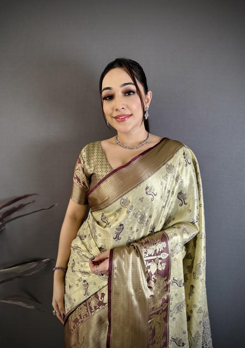 Pista Jacquard Silk Saree Set - Indya