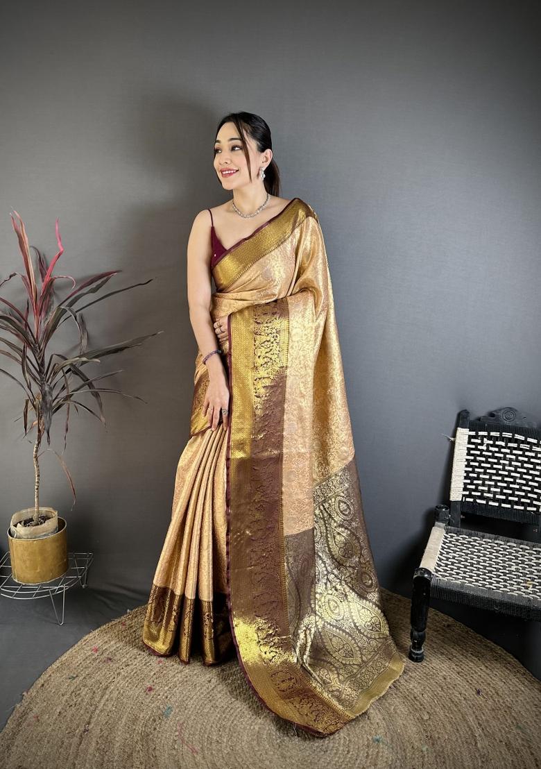 Beige Jacquard Silk Saree Set - Indya