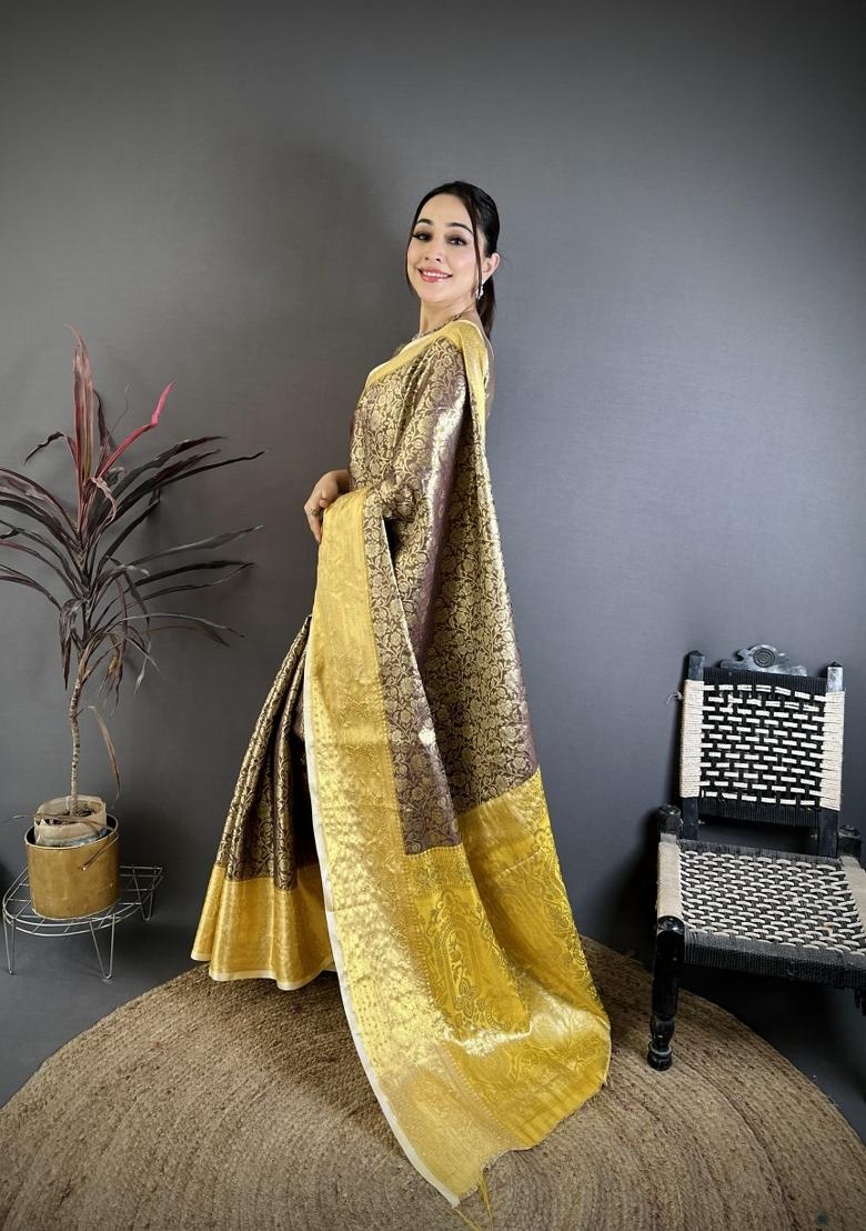 Brown Jacquard Silk Saree Set - Indya
